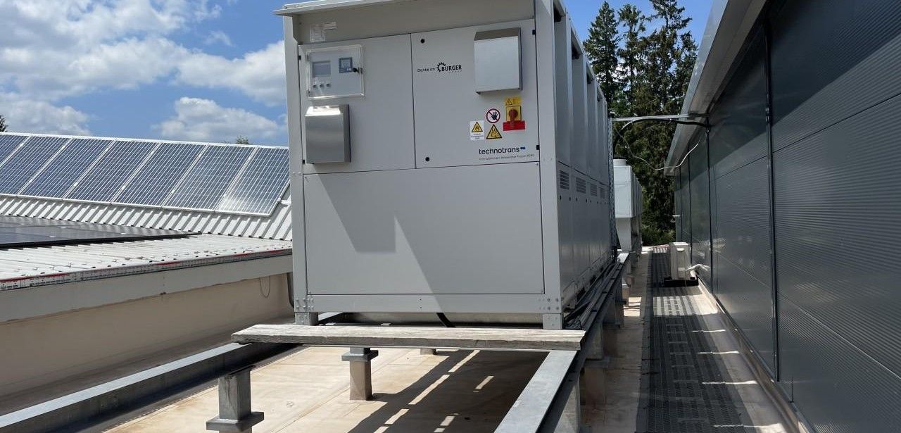 Burger Group investiert in umweltschonende Kühlanlage für (Foto: technotrans SE)