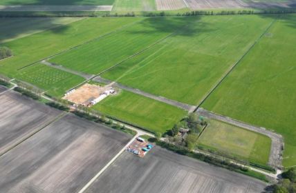 GOLDBECK SOLAR und Novar bauen Solarpark Bellingwolde in den (Foto: GOLDBECK SOLAR GmbH)